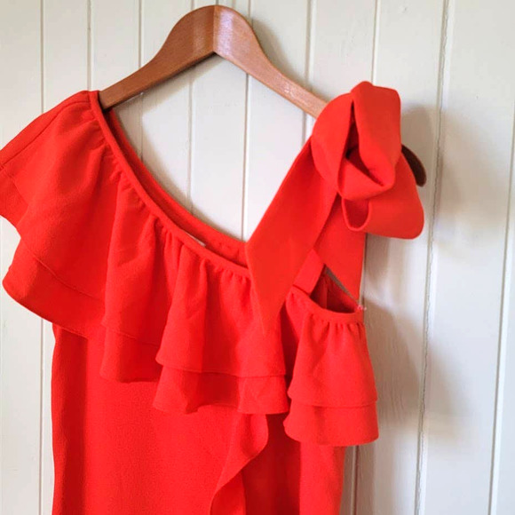 GANNI Clark Rare Ruffle Crepe Maxi Dress in Big Apple Red - Picture 9 of 12